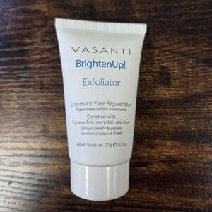🆕️Vasanti BrightenUp! Enzymatic Face Rejuvenator